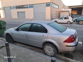 DESPIECE FORD MONDEO 1.8i 16V REF.CHBA (977)
