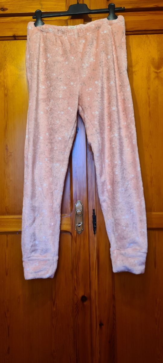 Pijama de invierno con gatito