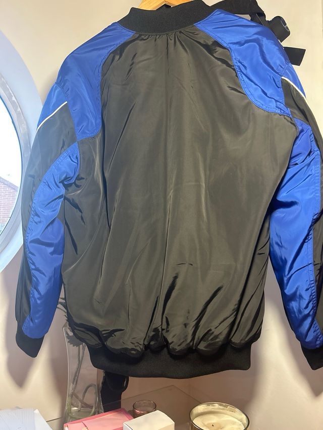 Chaqueta deportiva XS MARCA divided