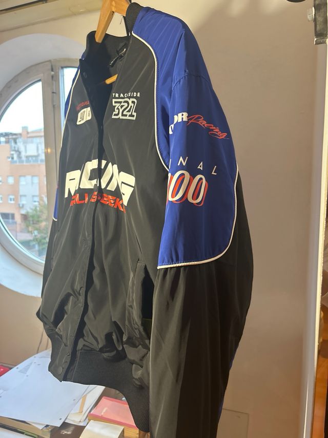 Chaqueta deportiva XS MARCA divided