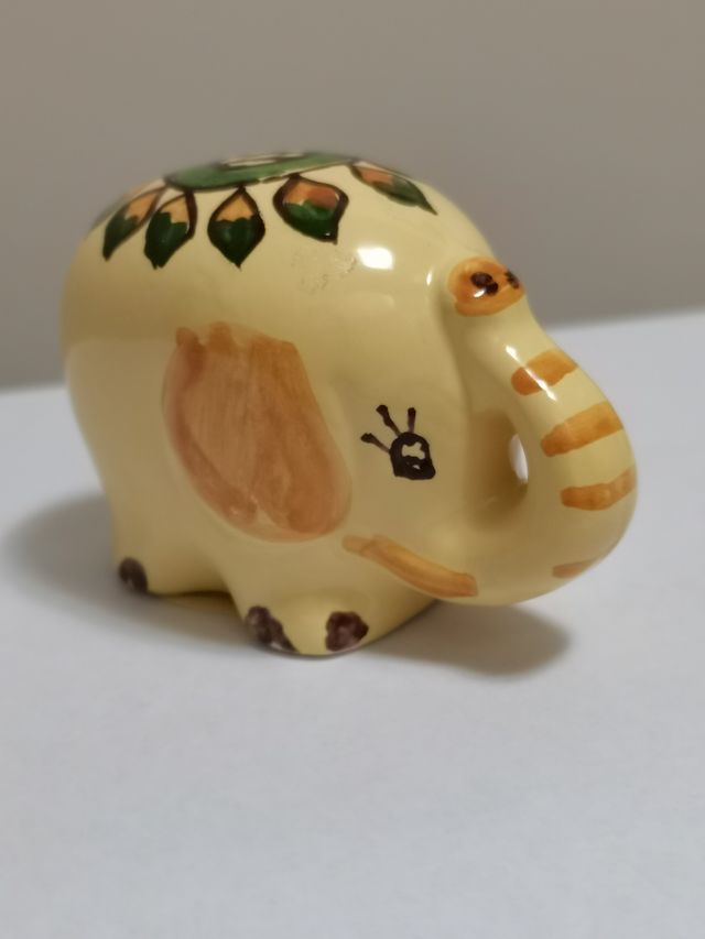 Piccolo Elefante Buona Sorte, Italia