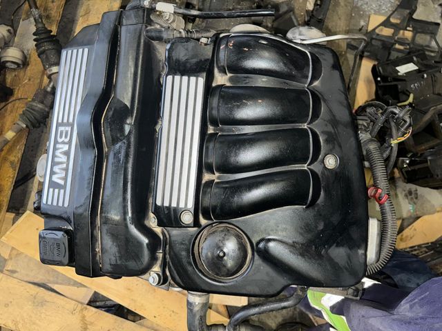 MOTOR BMW 1.8 N42B18A.