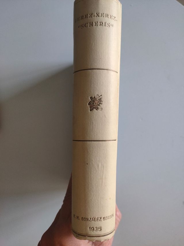 Libro Jerez Xerez "Scheris"