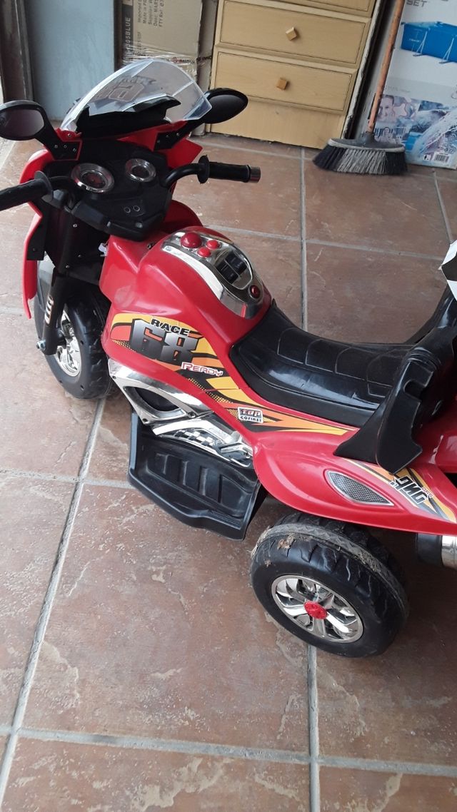 Moto de juguete para niños