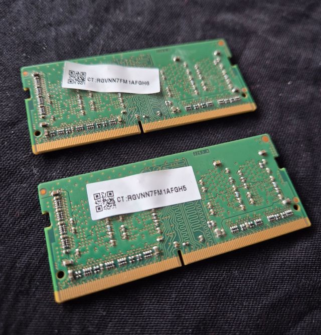 Memoria SODIMM DDR4 de 4 GB (2 Uds. 8GB)