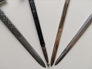 Cuatro Espadas de Coleccionista