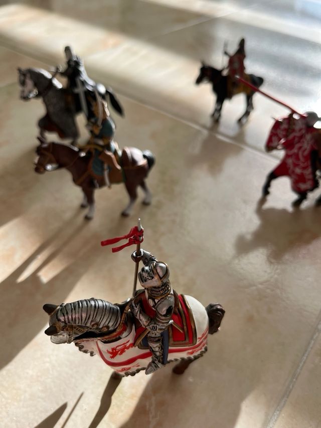 Coleccion soldados y caballeros medievales