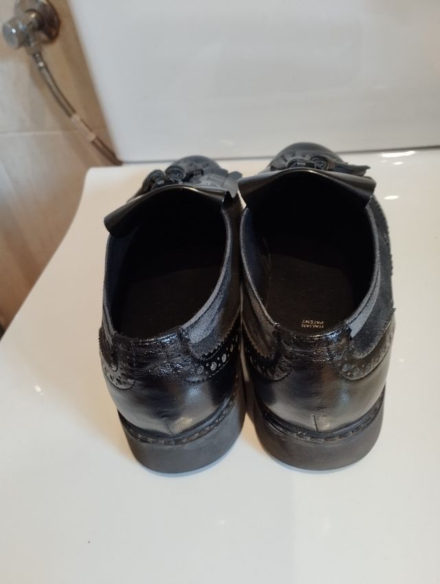 Zapato negro de mujer GEOX