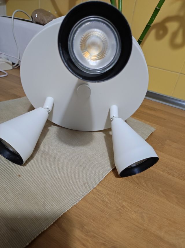 Aplique baño blanco