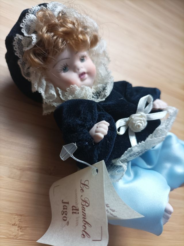 muñeca de porcelana