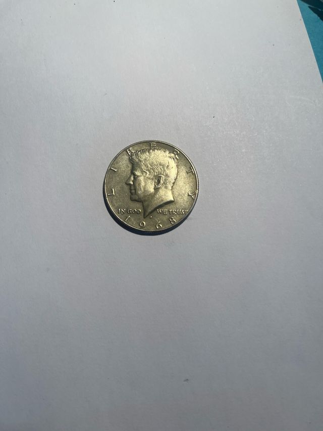 Medio Dolar KENNEDY 1968  D   error Acuñacion