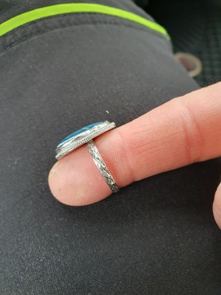 Antiguo anillo de plata macizo unico