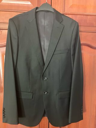 Traje Negro talla 46 EUR / 36 USA