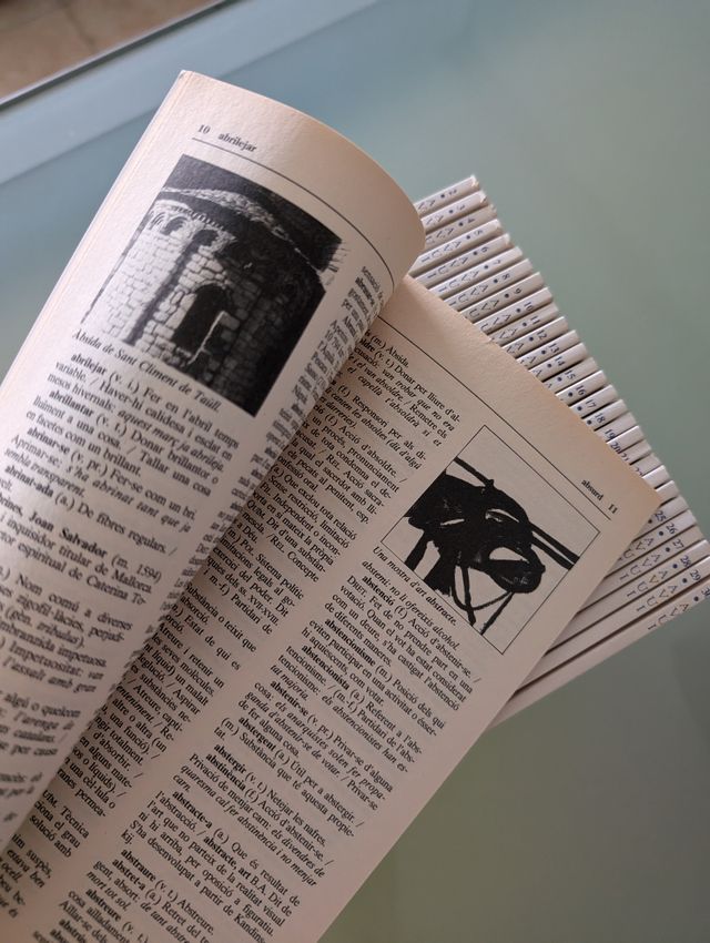 Enciclopèdia catalana y universal