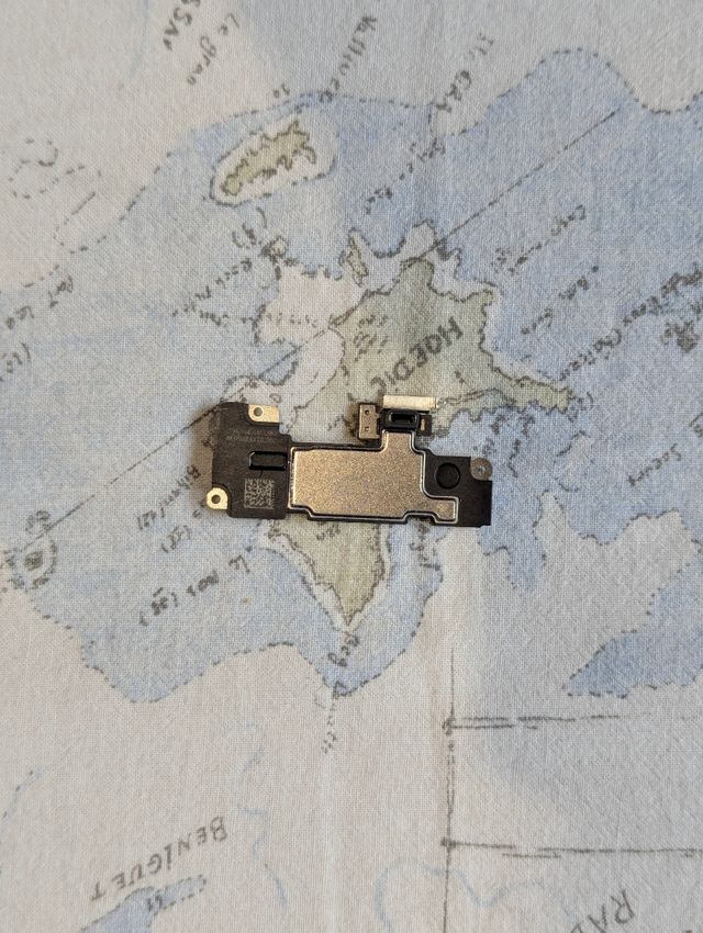 Apple iPhone 11 speaker