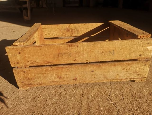 Cajas de madera de fruta