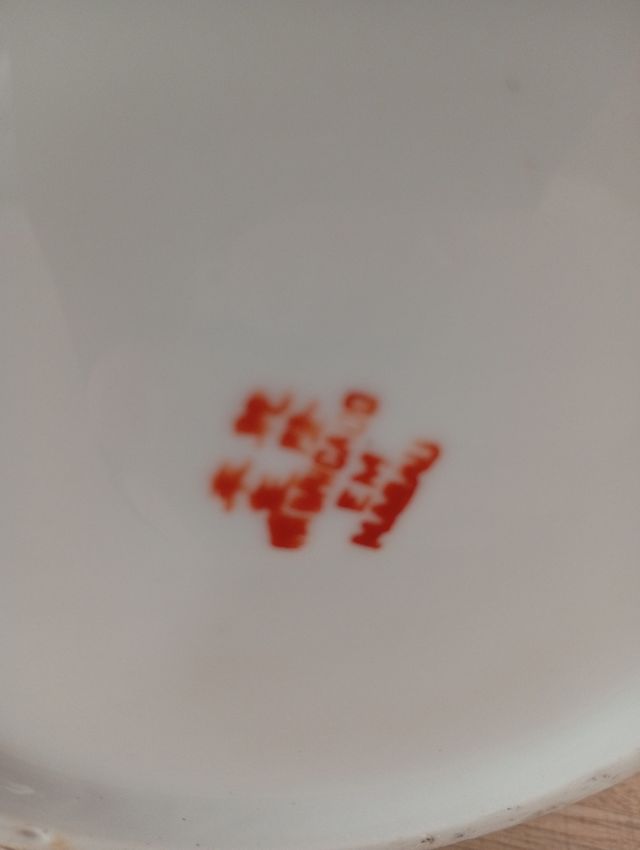 Antiguo tibor (urna) de Macao