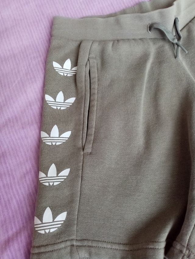 Pantalón deportivo adidas
