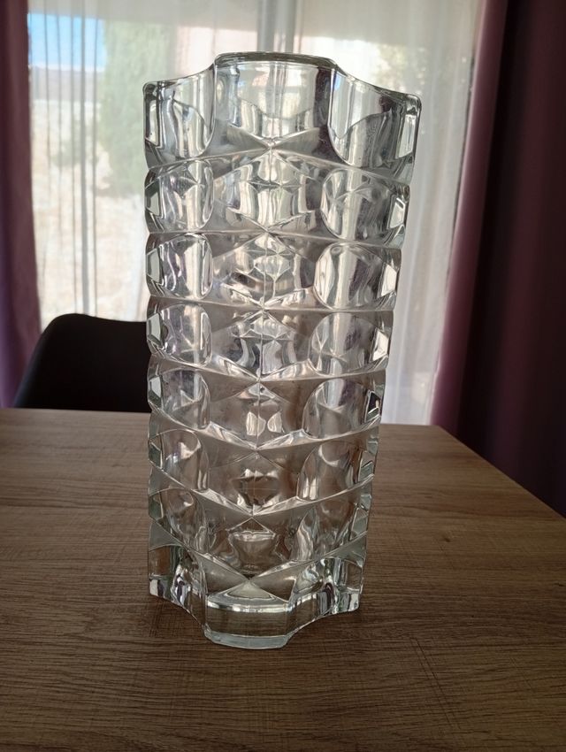 Jarrón cristal tallado 25cm