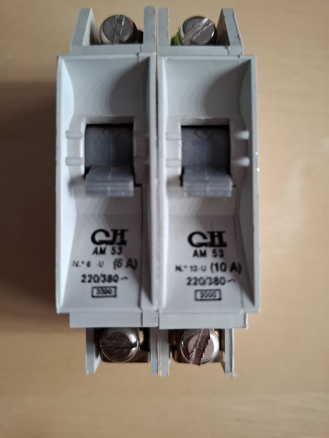 Magnetotermica automatica.