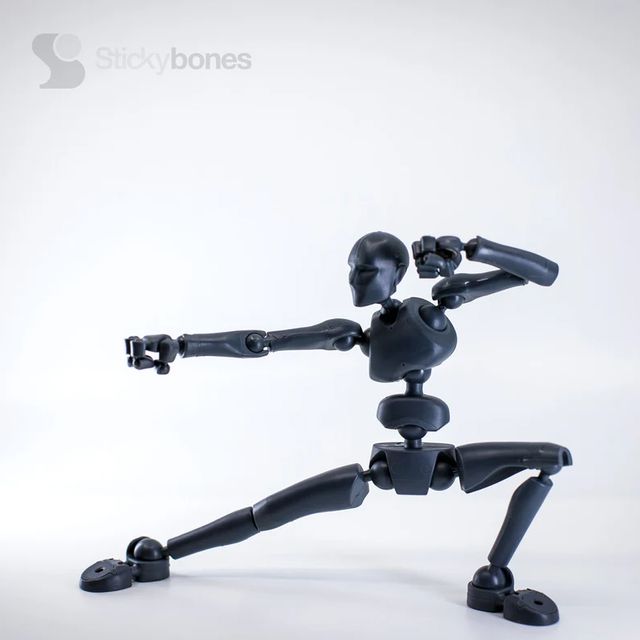 Maniquí articulado con imanes