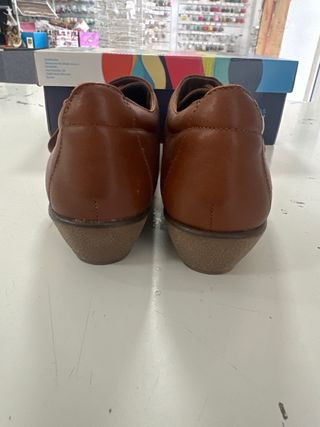 Zapatos botines piel marron talla 37