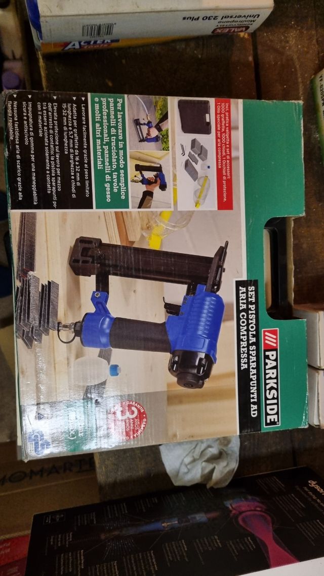 Chiodatrice sparapunti ad aria compressa