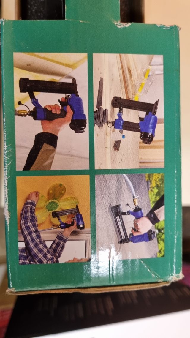 Chiodatrice sparapunti ad aria compressa