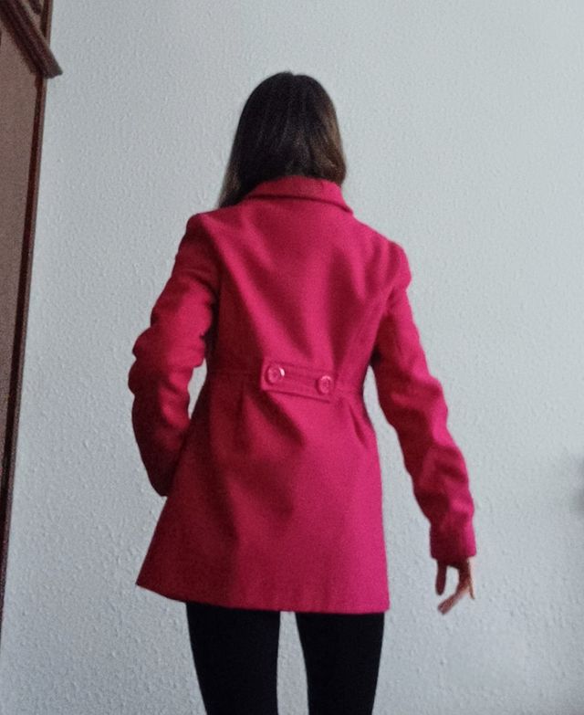 Abrigo fucsia