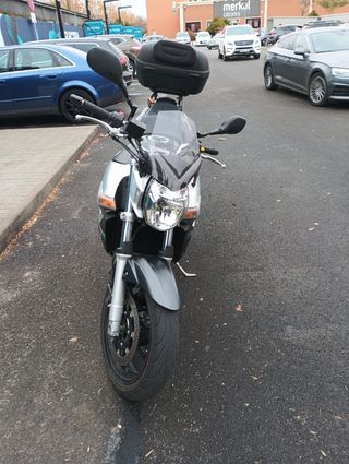 Moto Suzuki gsr 600