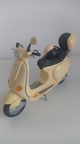 MOTO BARBIE COLOR VAINILLA 