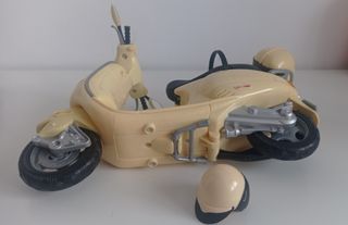 MOTO BARBIE COLOR VAINILLA 