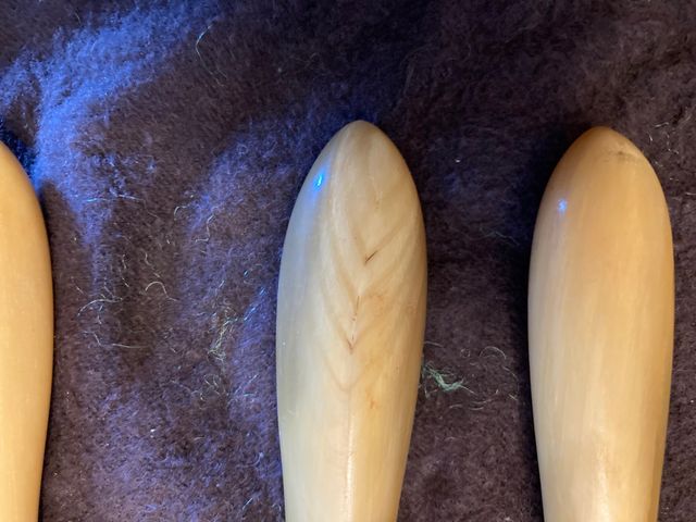 Colltelli antichi con manico in corno. Sheffield