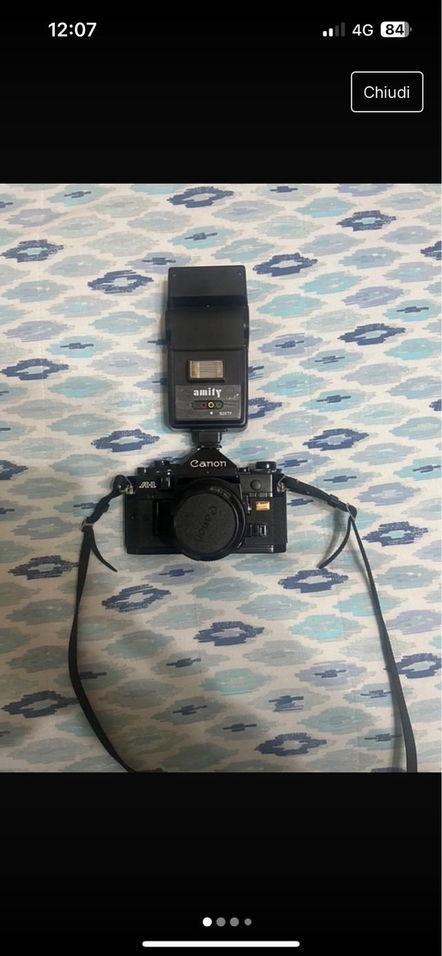 Macchina fotografica da collezione 