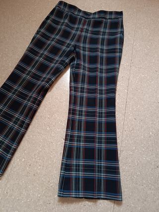 Pantalón cuadros Zara talla S