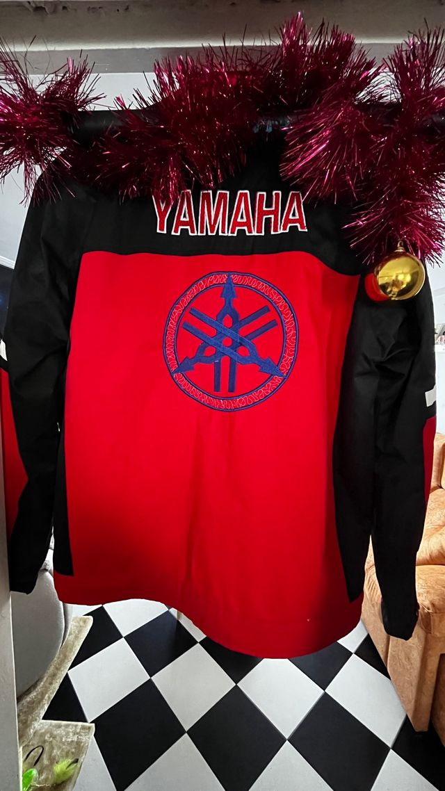 Chaqueta Yamaha