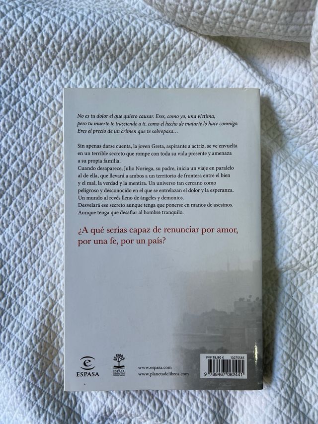 Libro “Agua de Luna” de Juan Ramón Lucas