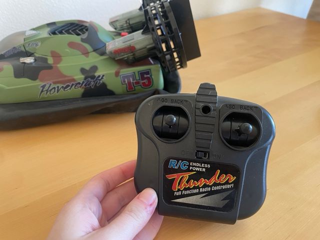 Motoscafo militare Super Hovercraft