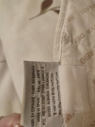 Colcha 1'35 más 2 cojines marca Reig Marti 