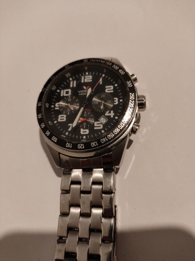 Reloj marca Viceroy 45 mm.
