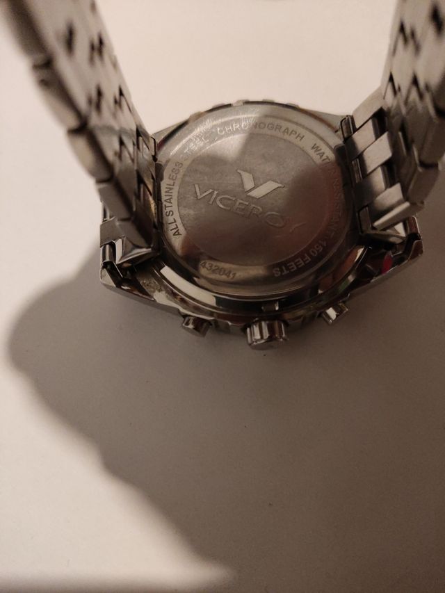 Reloj marca Viceroy 45 mm.