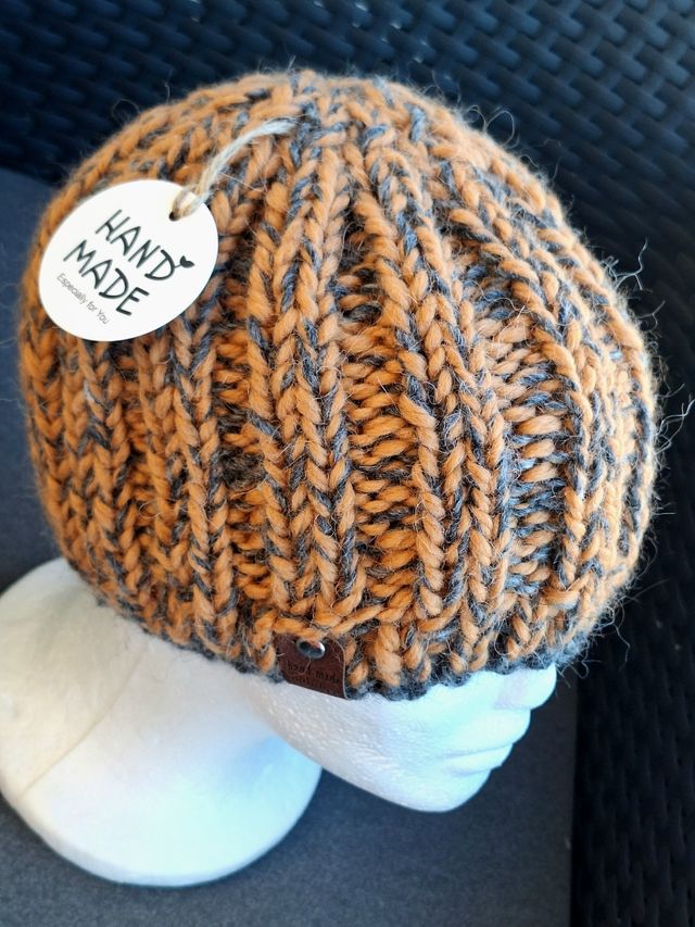 Berretto uomo lana fatto a mano