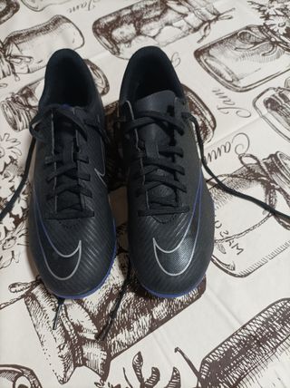 Botas futbol niño