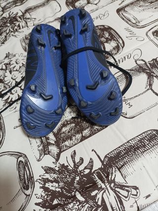 Botas futbol niño