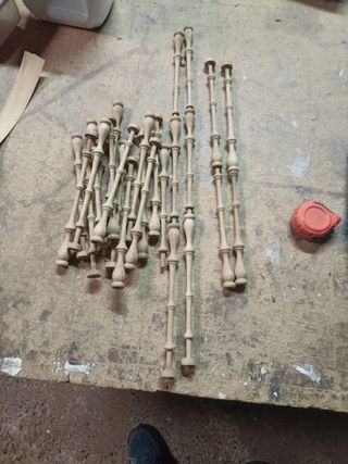 Piezas de haya torneadas