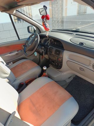 Renault Scenic 2003
