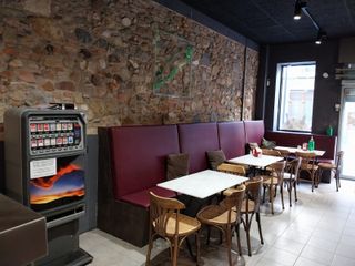 R- 7937500 Traspaso de Bar Licencia C2 en Llinars 