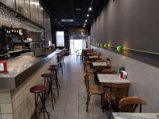 R- 7937500 Traspaso de Bar Licencia C2 en Llinars 