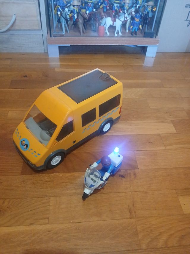 Lote Playmobil autobus y moto policía