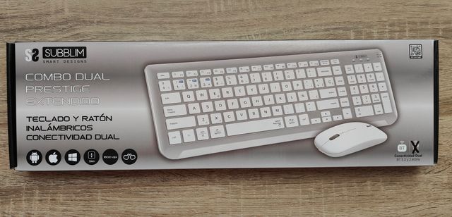 Combi teclado y ratón bluetooth.